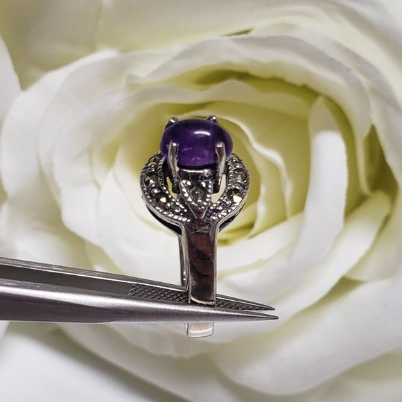 Vintage Amethyst Ring With Silver Band - Picture 5 of 6